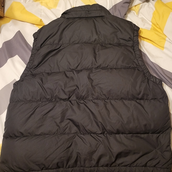 Polo Puffer Vest - Picture 4 of 5